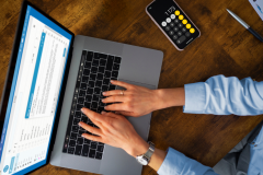 Invoice Manager tool for financial operations management